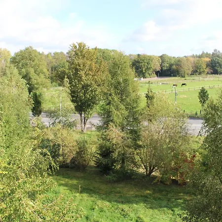 Helle Mit Balkon 120qm, 4zimmer 아파트 *