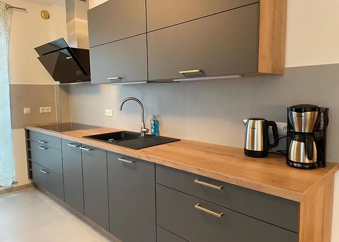 아파트 Helle Mit Balkon 120qm, 4zimmer